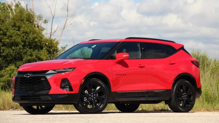 2020-chevrolet-blazer-rs-pros-and-cons