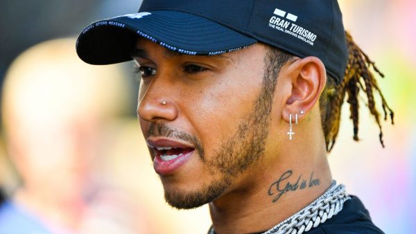 Hamilton chantaje a Mercedes