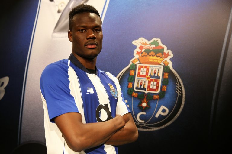 Alavés Mamadou Loum