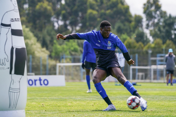 Alavés Mamadou Loum