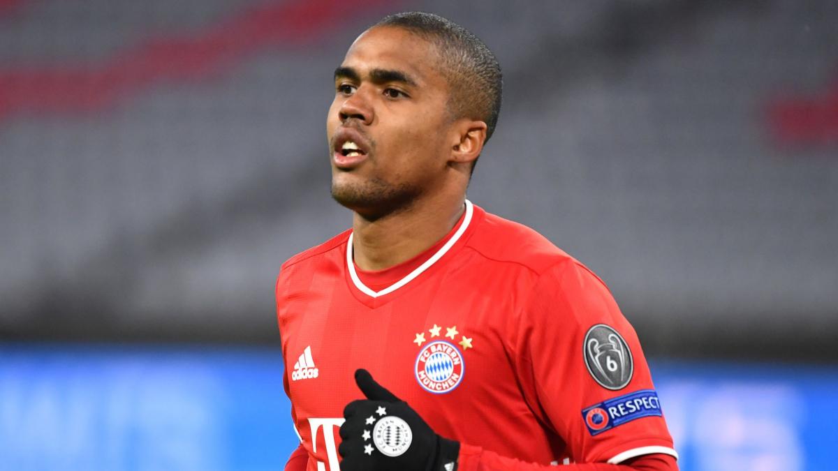 Douglas Costa