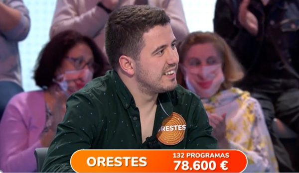 El outfit de Orestes que sorprendió en Pasapalabra