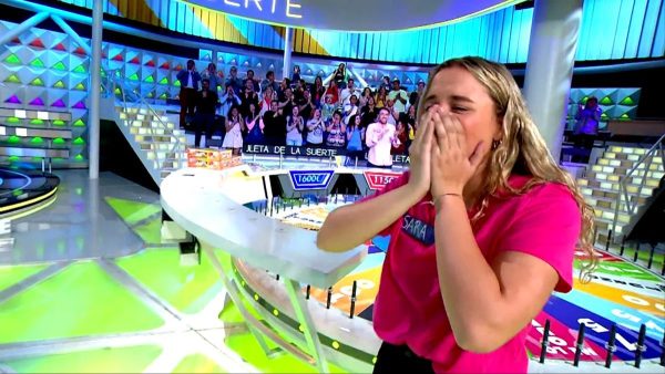 Sara sorprendió en La Ruleta de la Suerte