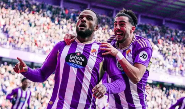 Cyle Larin Valladolid 