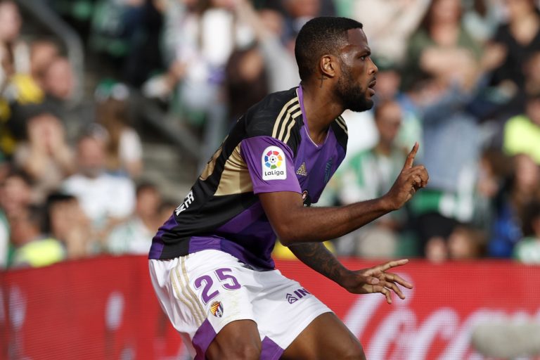 Cyle Larin Valladolid