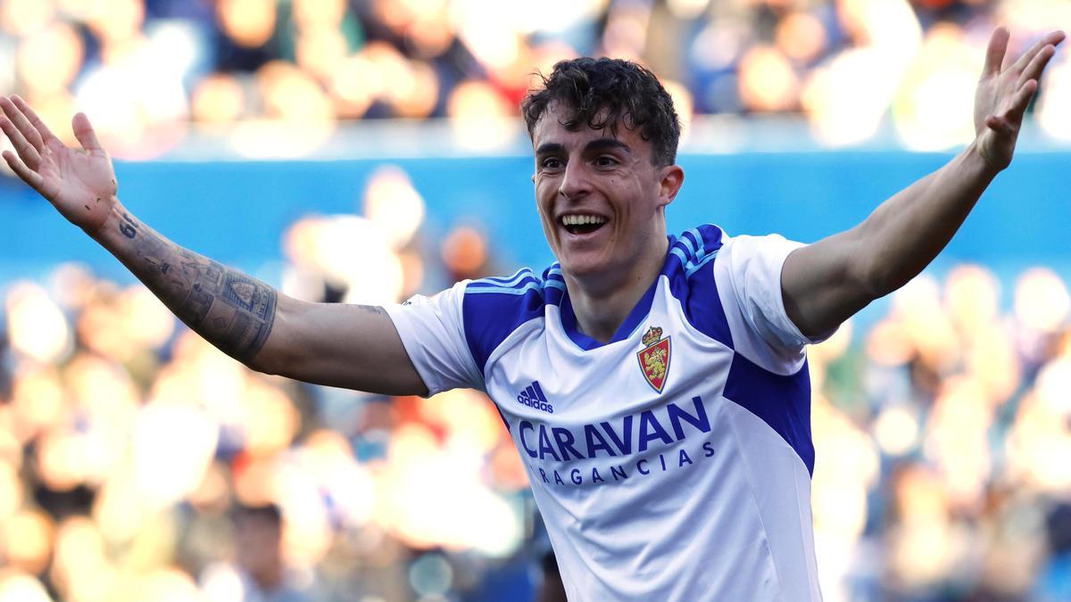 El Real Zaragoza abre la puerta a Francés