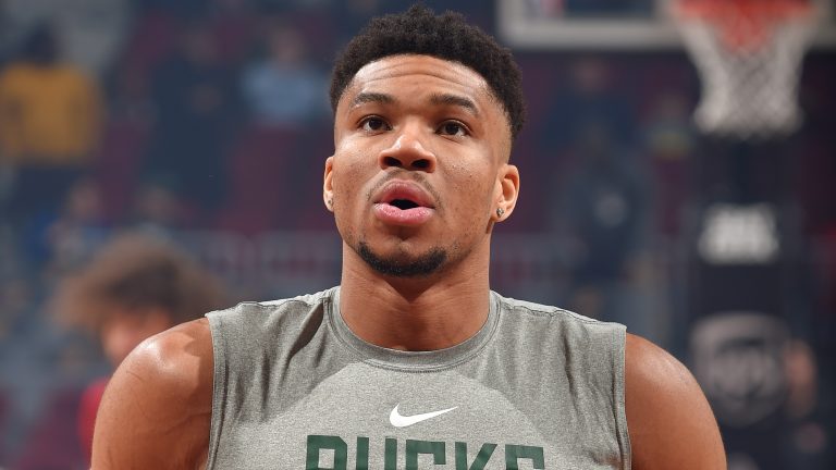 Los Milwaukee Bucks de Antetokounmpo podrían decir adiós en primera ronda