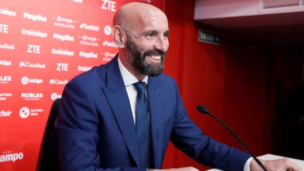 Monchi tiene un delantero como objetivo