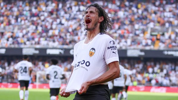 Adiós cantado de Cavani obliga al Valencia CF a buscar nueve