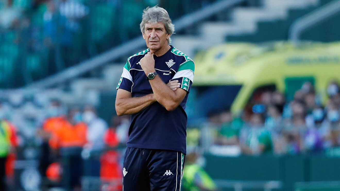 Pellegrini no sabe si continuar en el Betis