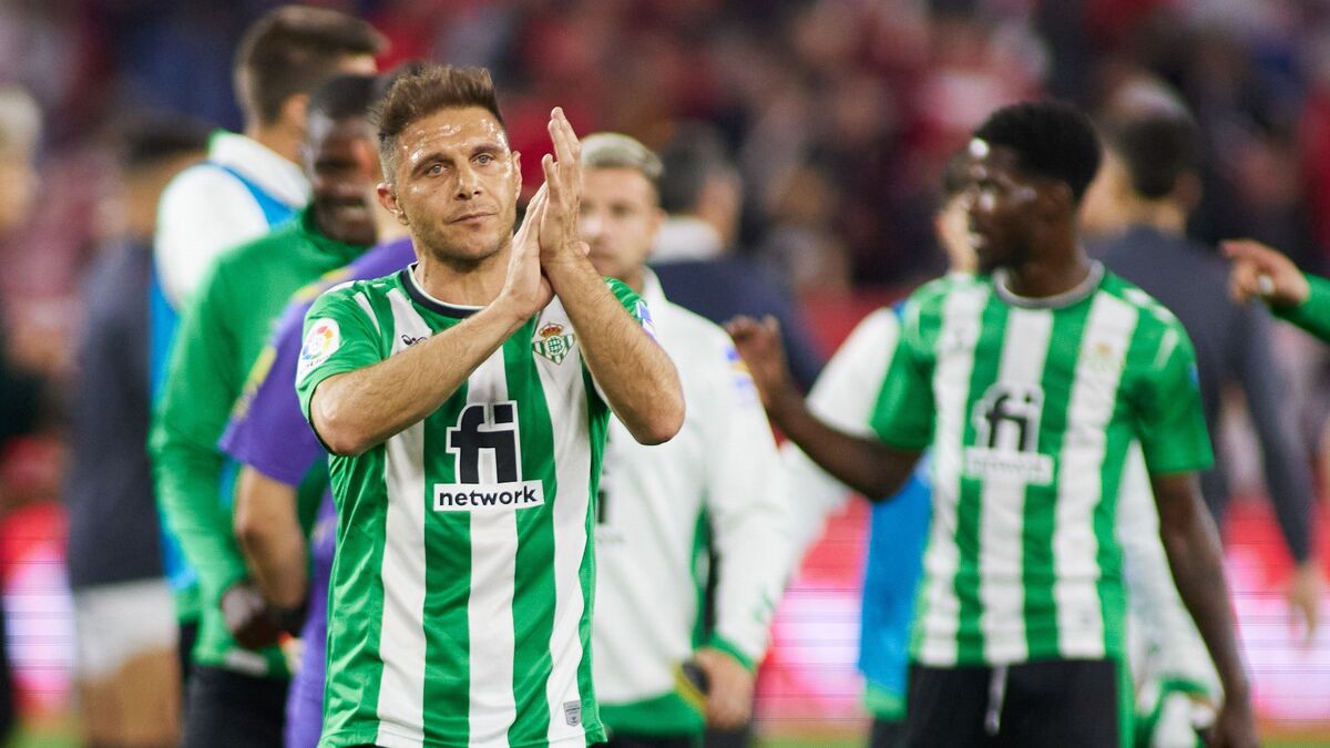 Joaquín aún tiene una misión en el Betis