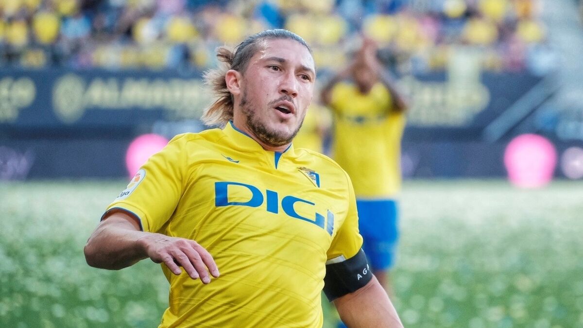 Espino podría volver al Cádiz CF