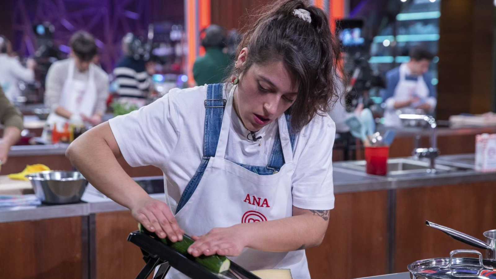 Ana deslumbra en Masterchef 11