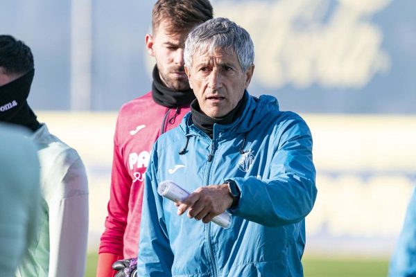 Quique Setién seguirá en el Villarreal CF