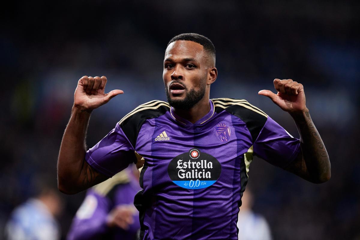 El Real Valladolid busca sustituto para Cyle Larin