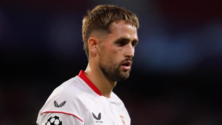 El Sevilla FC quiere fuera a Januzaj