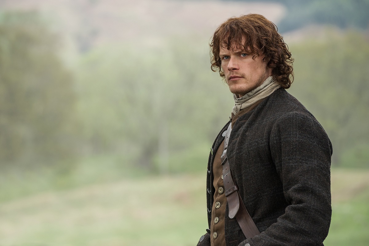 Jamie Fraser en una escena de la serie Outlander Temporada 8.