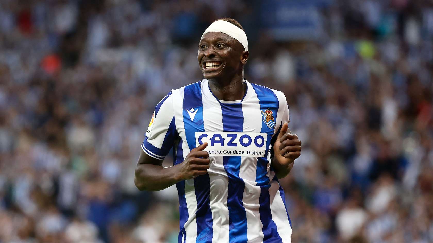 Umar Sadiq suma un nuevo problema en la Real Sociedad