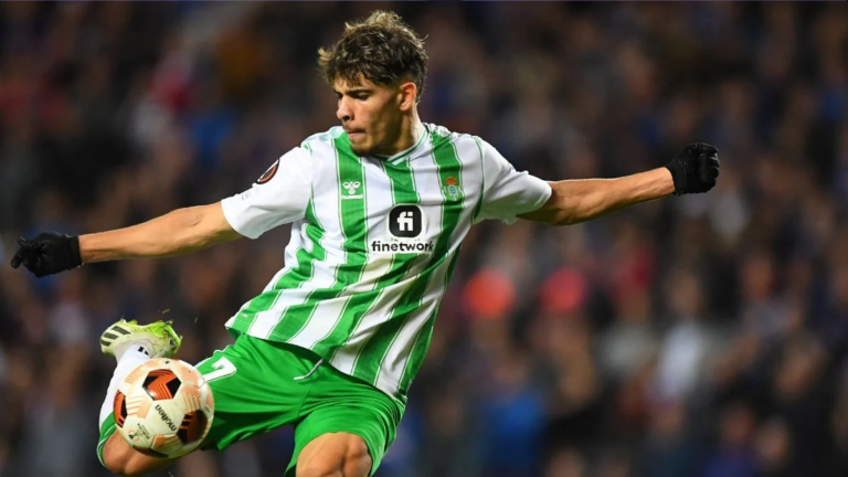 Abde no consigue ser titular con el Betis en liga