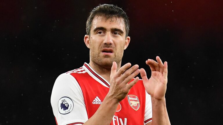 Sokratis no jugará en el Betis