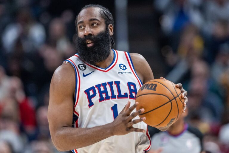 Philadelphia 76ers tendrá que traspasar a James Harden