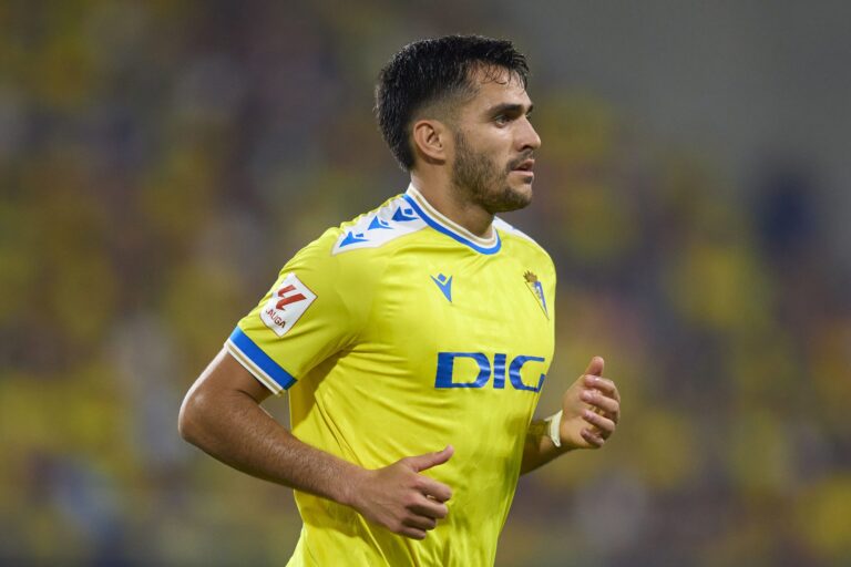 Maxi Gómez no ha tenido un buen paso por el Cádiz CF