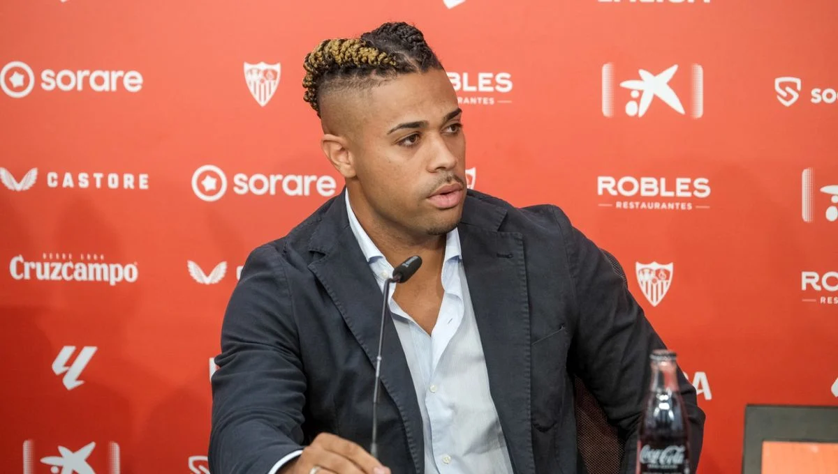 Mariano no aprovecha su oportunidad en el Sevilla FC