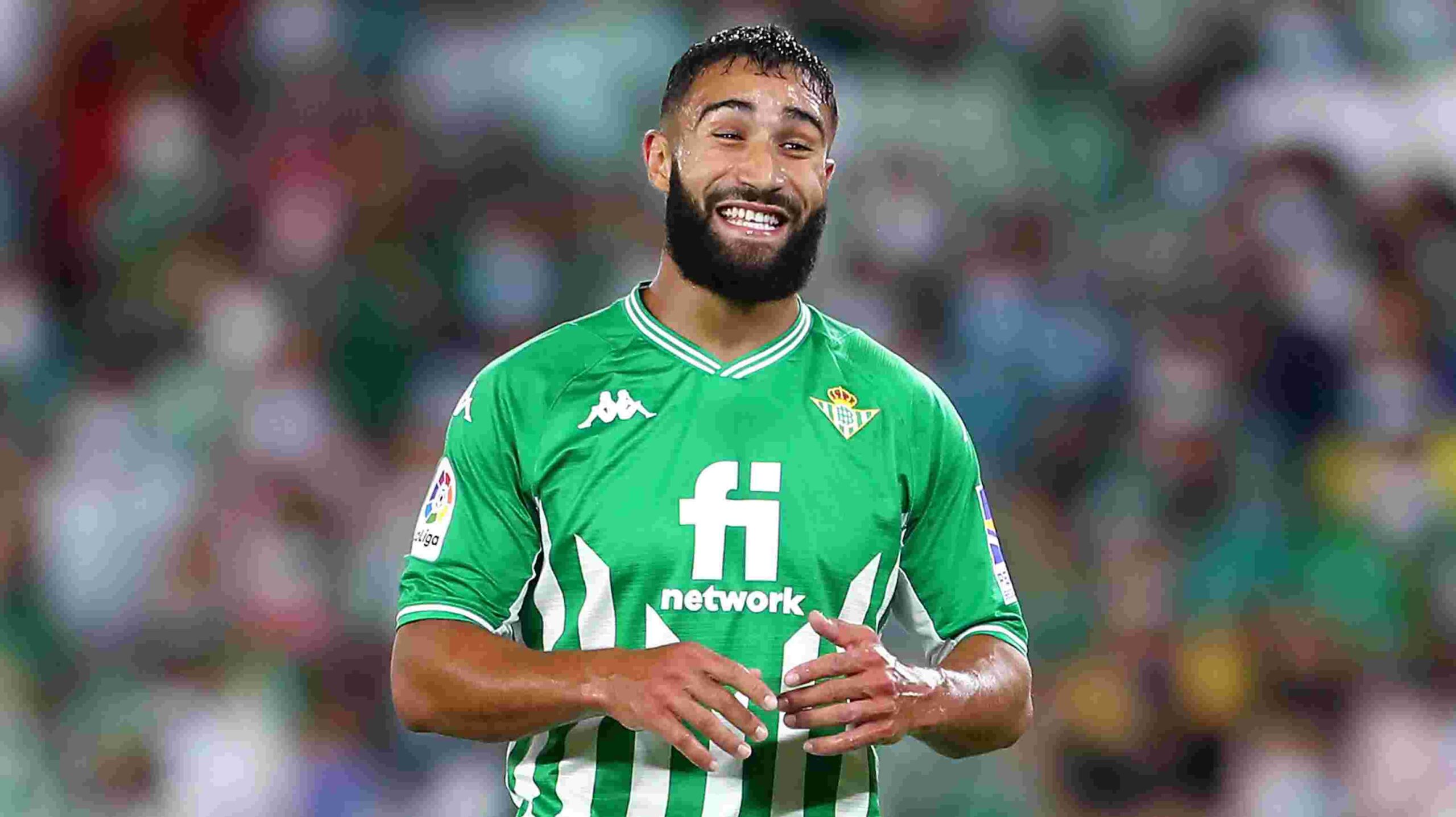 El salario de Fekir en el Betis acerca su salida