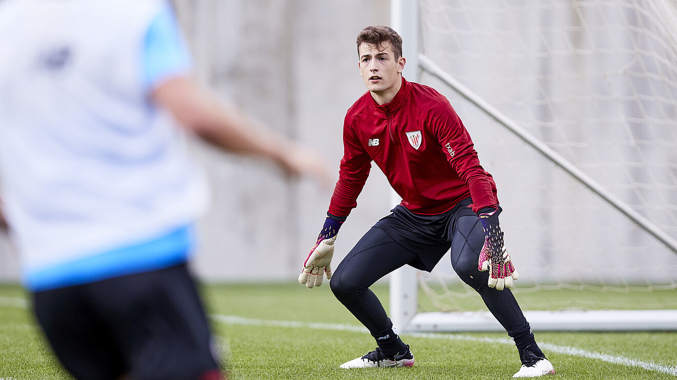 Julen Agirrezabala gusta al Sevilla FC