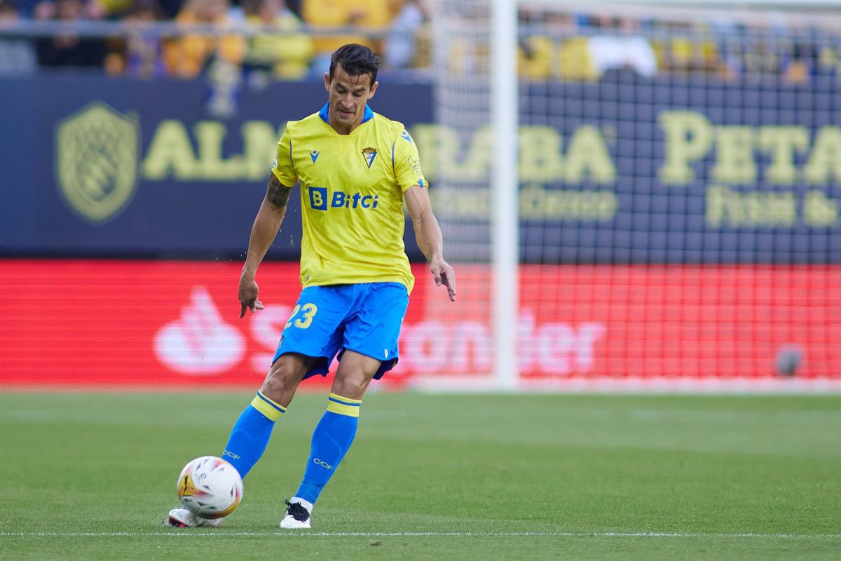 Luis Hernández, defensa del Cádiz