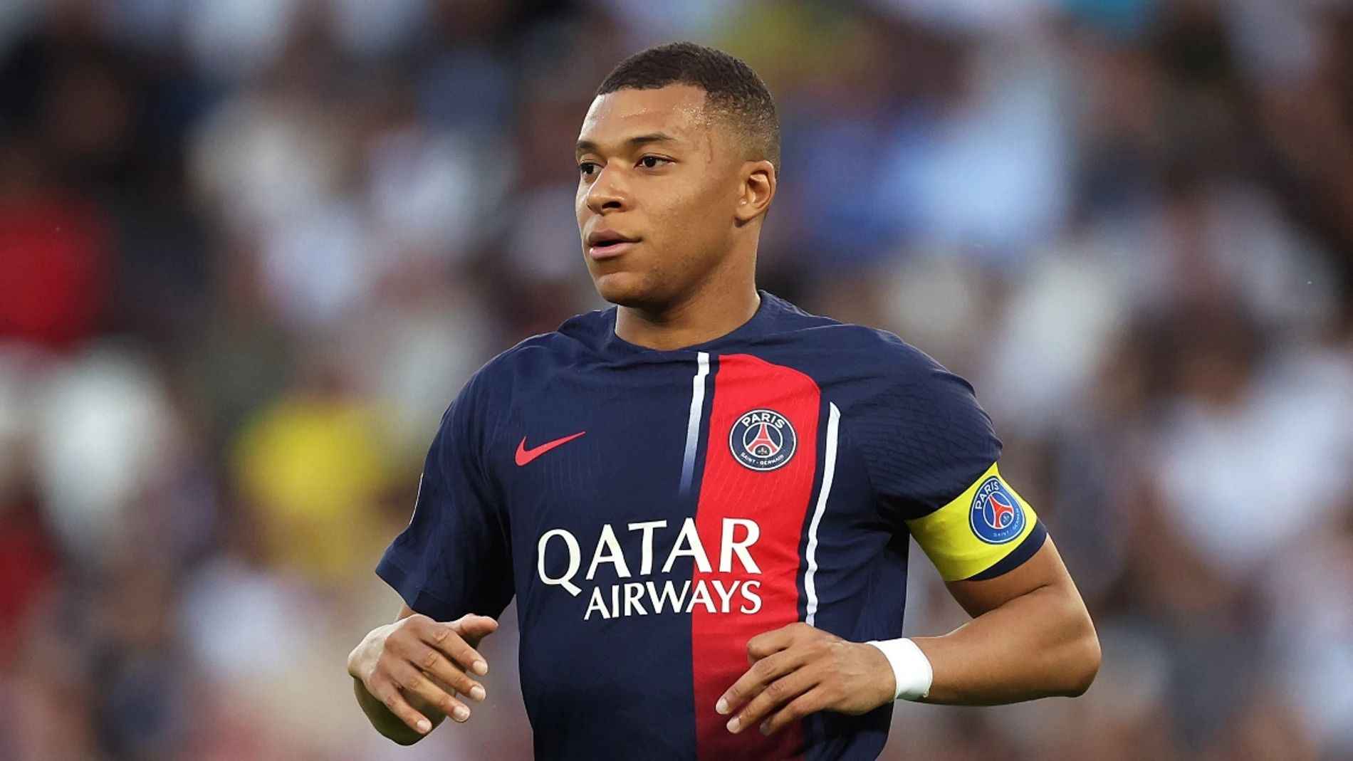 Mbappé dorsal