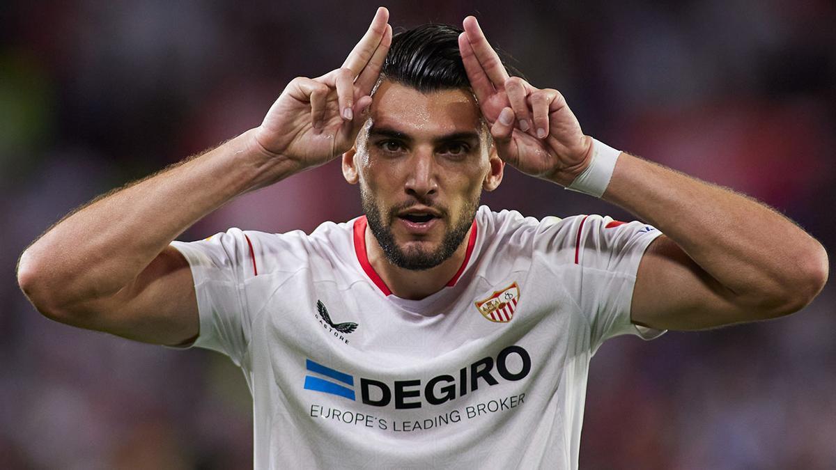 Rafa Mir Valencia