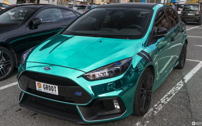 2880-1800-crop-ford-focus-rs-2015-c885931072019184845_1