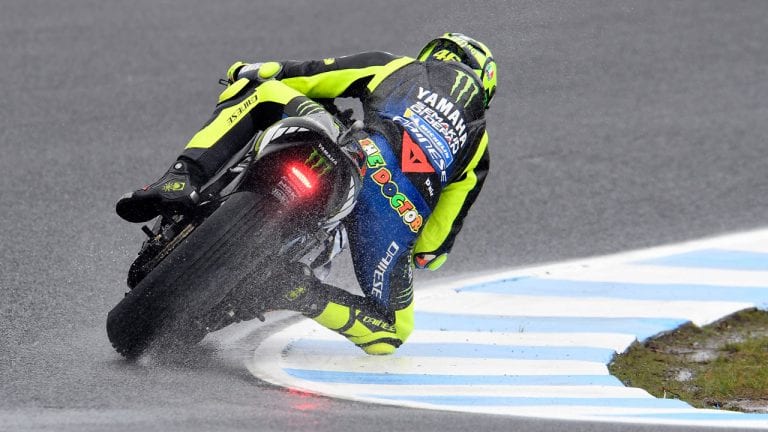 5db2695d0ce694e46a8b45df-valentino-rossi-ya-piensa-en-compartir-parrilla-con-su-hermano-luca-marini-en-2021