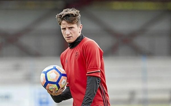 Olavide olvida las malas artes de Osasuna con su contrato en laLiga123