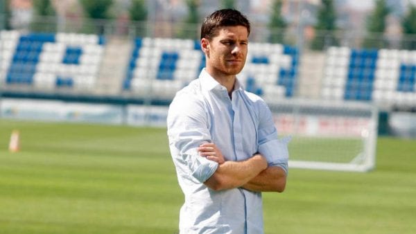 Xabi Alonso sorprende en la Real Sociedad B